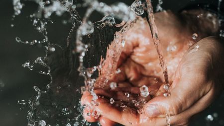 การล้างมือบ่อยๆ